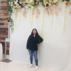 Meet your Posher, Crystal